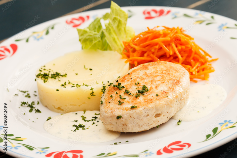 chicken cutlet with mashed potatoes chicken cutlet with mashed potatoes