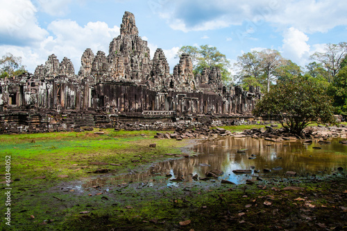 Canvastavla Ta phrom castle with water reflex