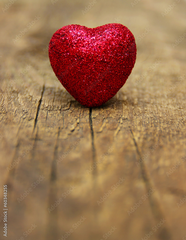 heart on wood heart on wood
