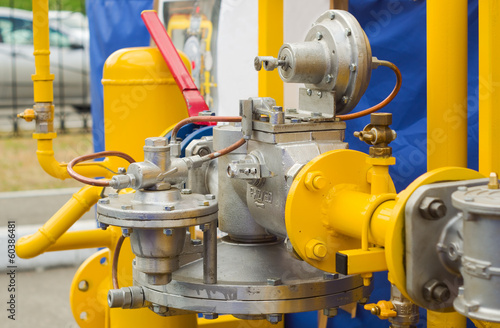 gas pressure regulator