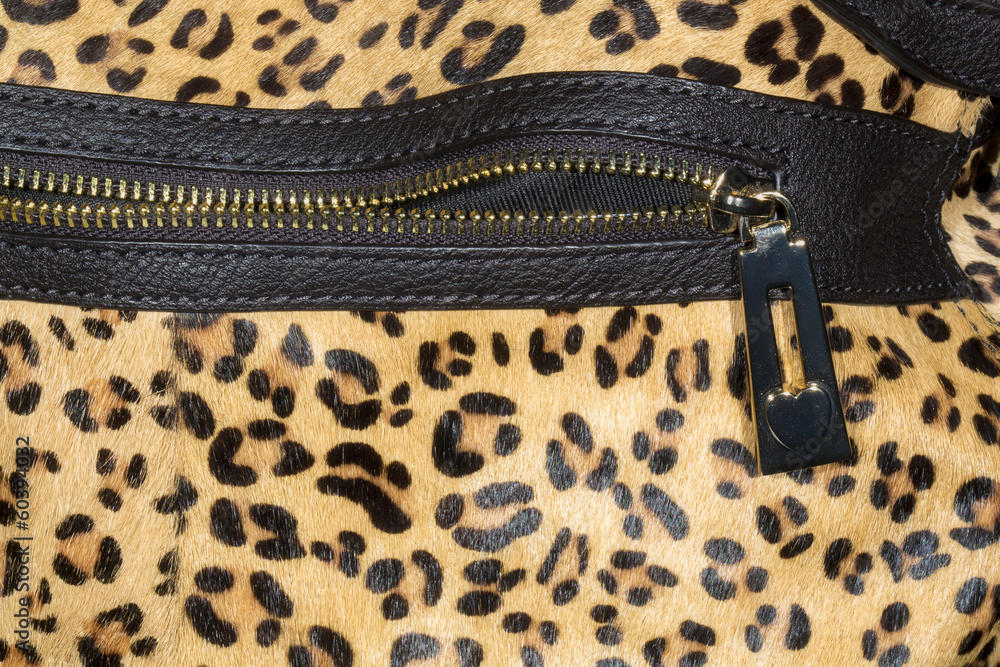 Borsetta leopardata cheap