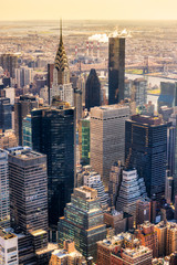 Fototapete New York Manhattan Wolkenkratzer im Sonnenlicht  © Luciano Mortula-LGM