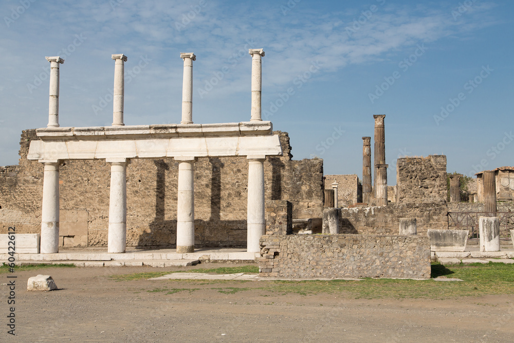 Four Columns in Pompeii
