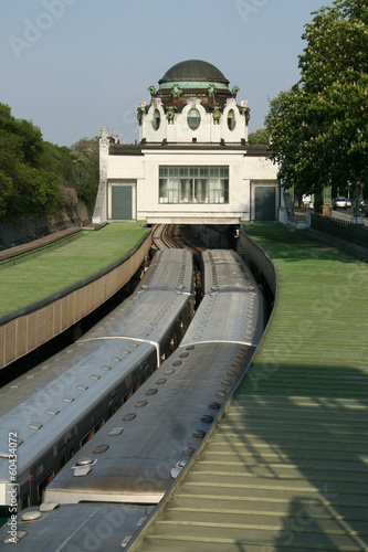 Foto Hofpavillon with train