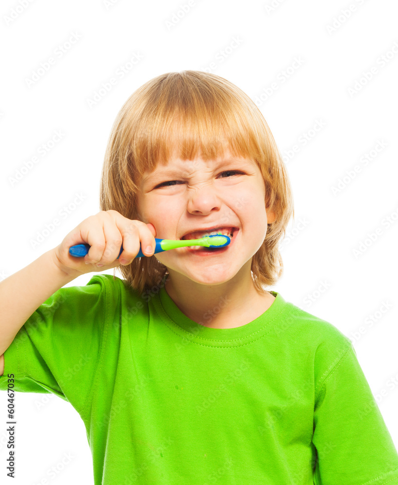 Make your teeth clean Make your teeth clean