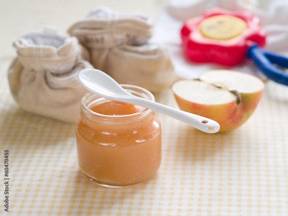 Fresh, organic pureed fruits for baby Fresh, organic pureed fruits for baby