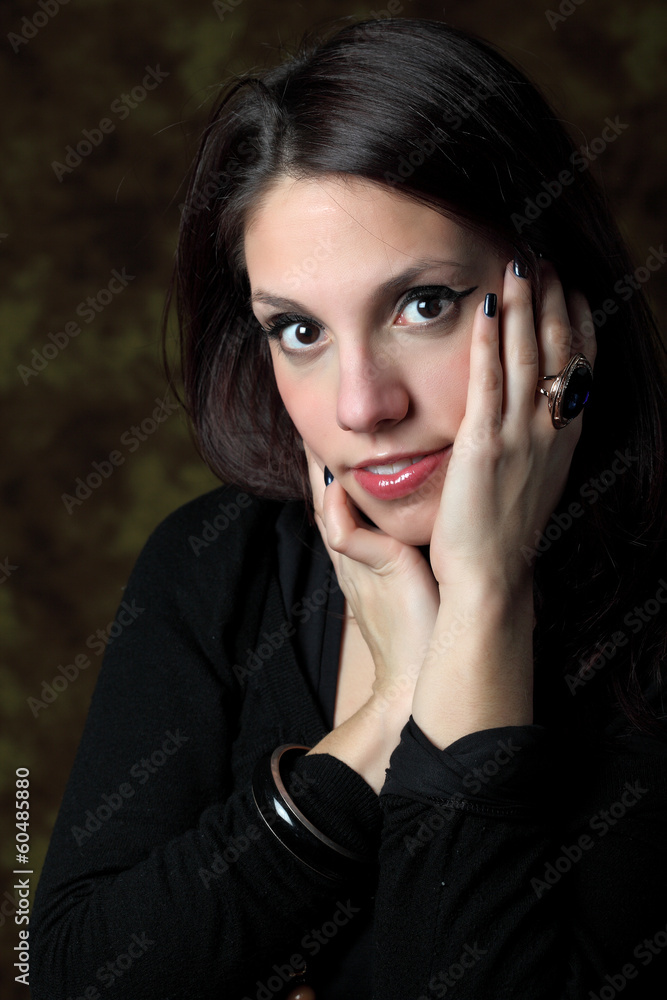 Ritratto di ragazza in studio Ritratto di ragazza in studio