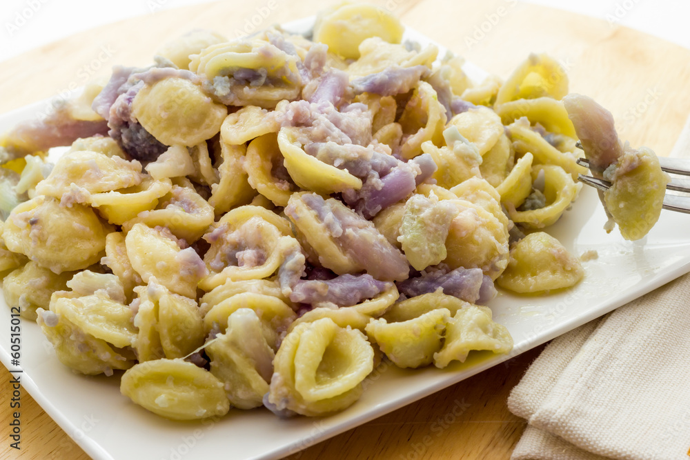 Orecchiette pasta with purple cauliflower Orecchiette pasta with purple cauliflower