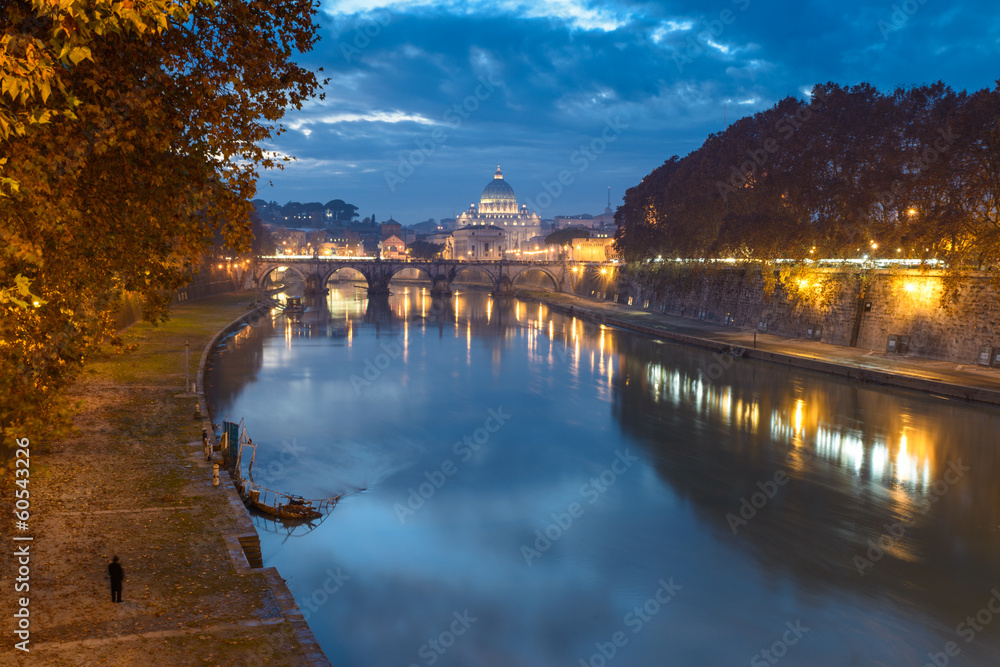 Obraz premium Roma San Pietro e il Tevere