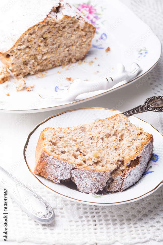 Walnut cake