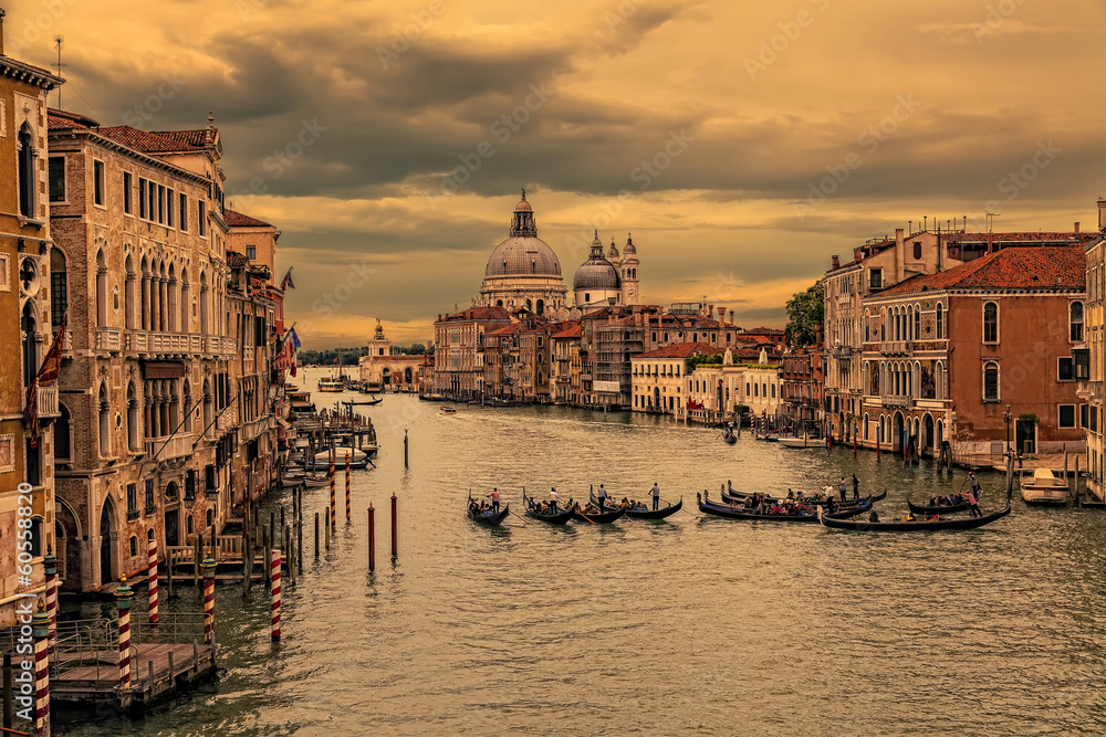 Fototapeta premium Grand Canal in Venice at sunset. (HDR image)