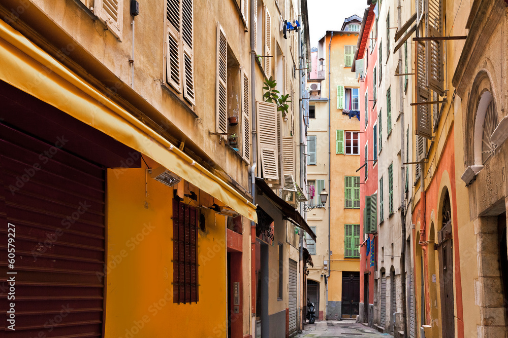 The streets of old Nice.