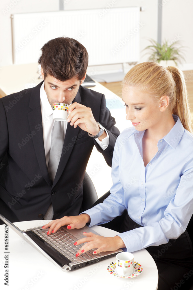 Businessmen working with his colleague Businessmen working with his colleague