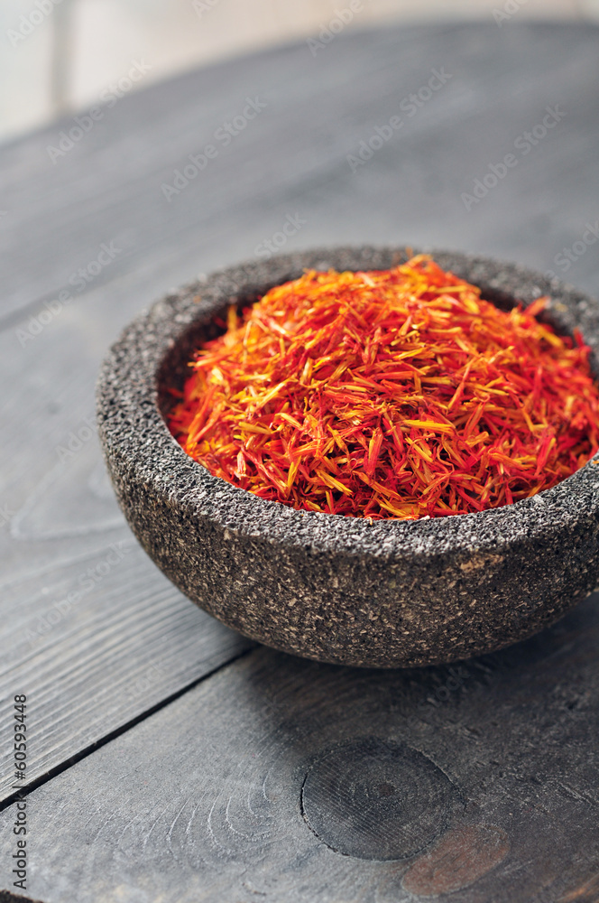 Fototapeta premium Saffron in stone bowl