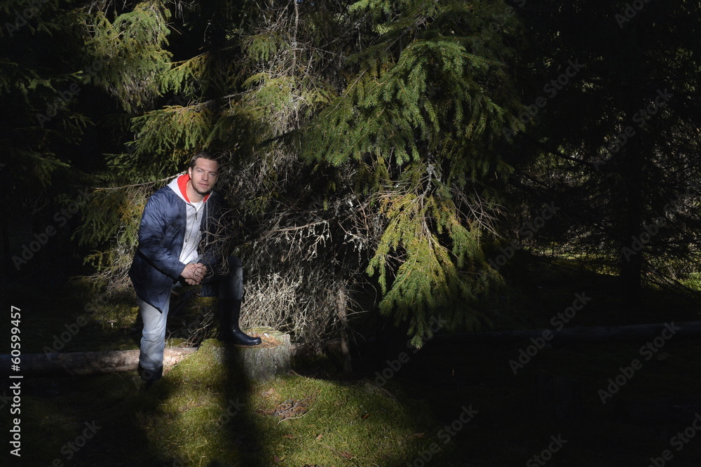 Obraz premium Man in forest