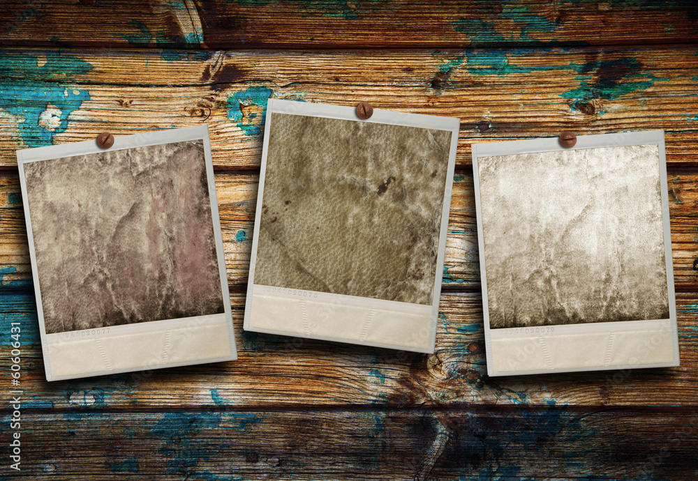polaroid vintage sfondo legno Stock Photo | Adobe Stock