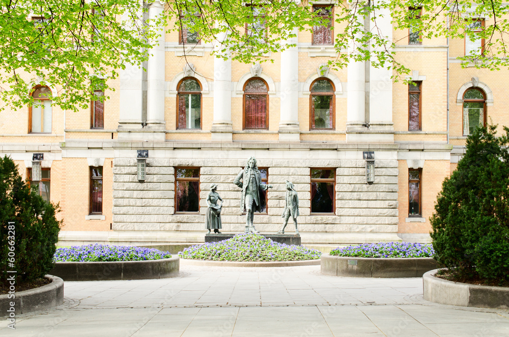 Sculptures next to National Theater