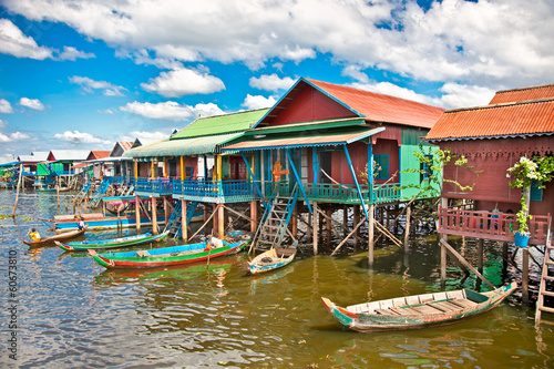 Obraz na płótnie The floating village on the water of Tonle Sap lake. Cambodia. w salonie