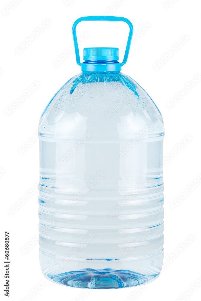 Naklejka premium Plastic bottle of clear drinking water isolated