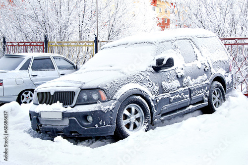 Frozen car photo