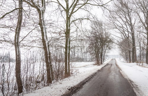 Country road in winter © Ruud Morijn
