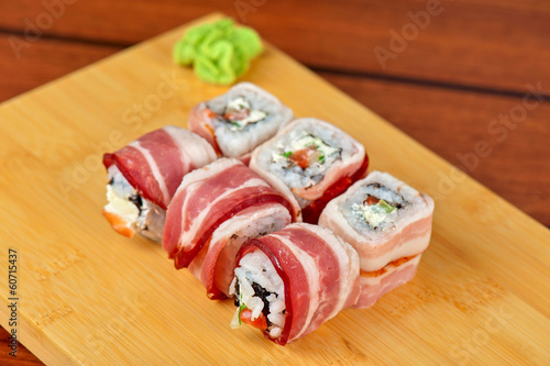 Sushi roll with bacon