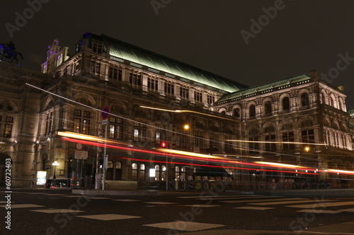 Photography opera house at night vienna austria