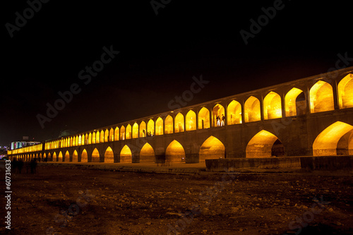 Night view of Si-o-se bridge in Esfahan, Iran