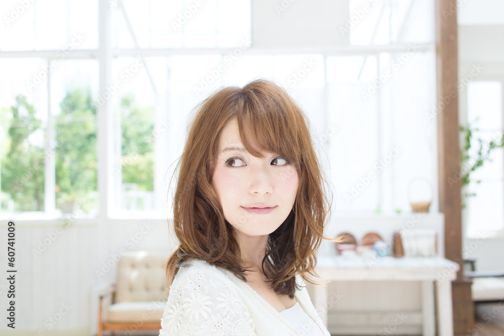 爽やかな女性 爽やかな女性