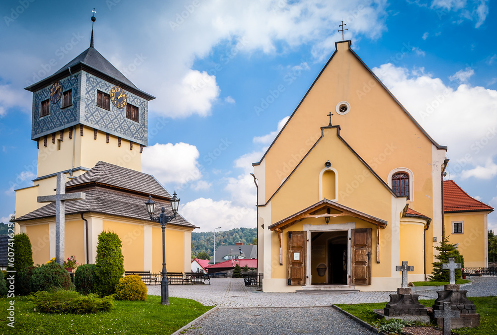 Obraz premium Kościół świętego Bartłomieja Apostoła w Kudowie Zdroju - Czermna