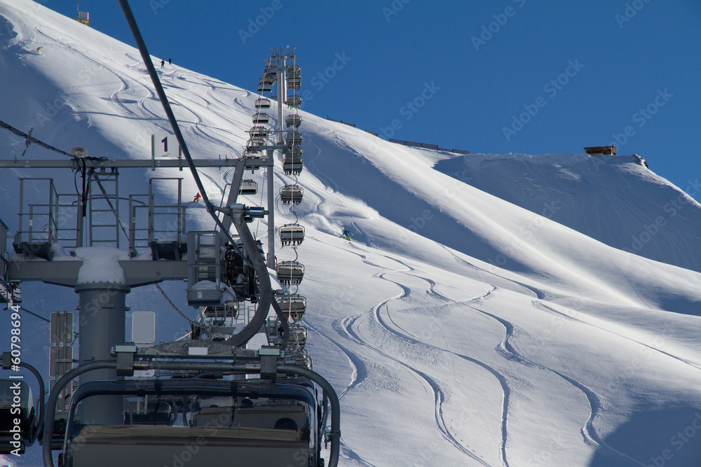 Obraz premium Chairlift on a ski resort