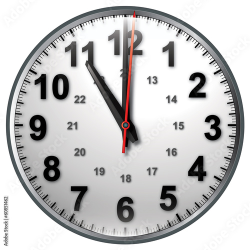 11 bw clock