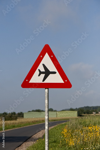 Road Sign - Crossing Airplanes
