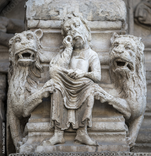 Arles, Saint-Trophime church