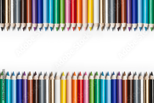 wielokolorowe ołówki