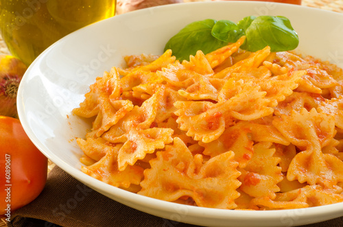 Farfalle al pomodoro, italian pasta