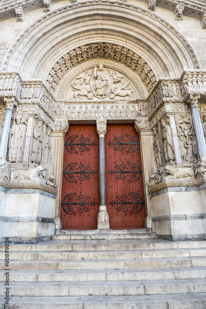 Arles, Saint-Trophime church