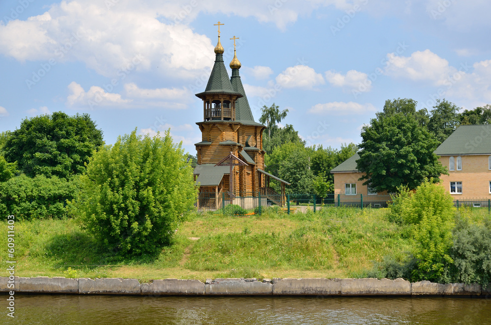 Fototapeta premium cathedral with bell tower on Volga river bank in Russia