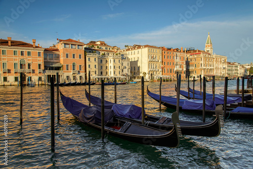 Le grand canal à Venise © Pat on stock