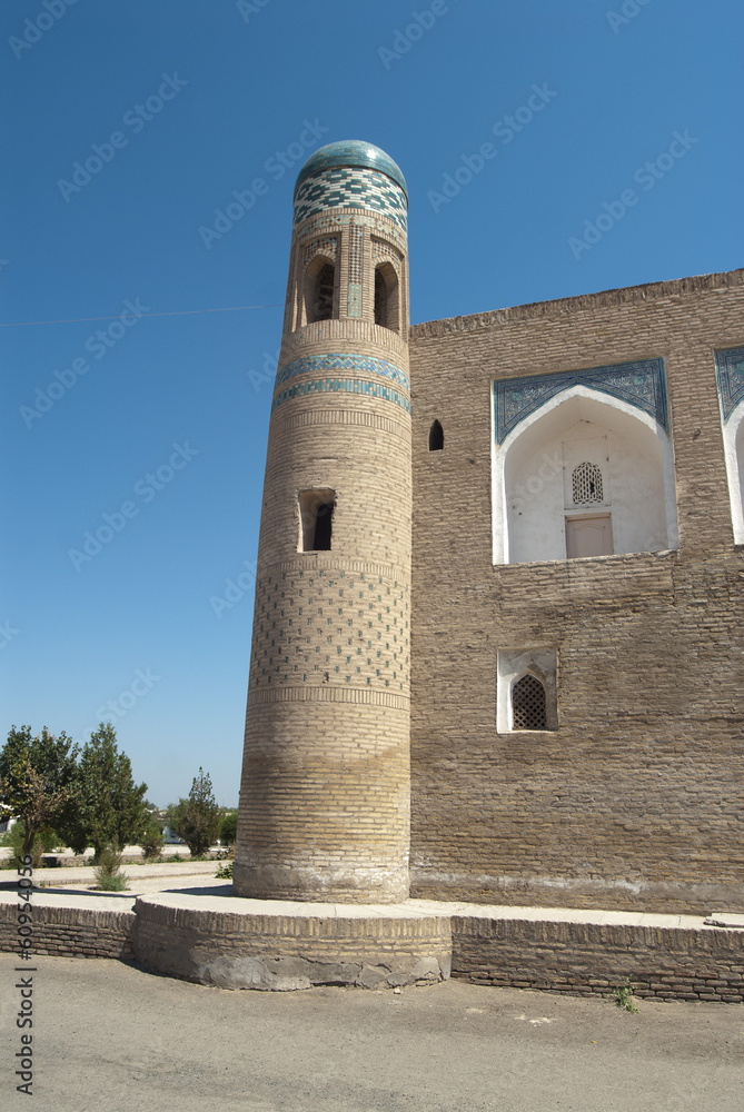 Minaret d'angle de la medersa Amin Khan, Khiva, Ouzbekistan