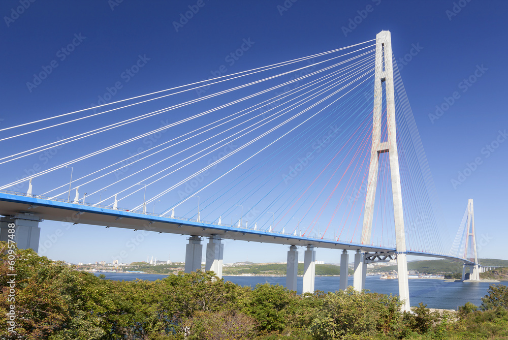 Bridge Russky through the Strait of Eastern Bosphorus
