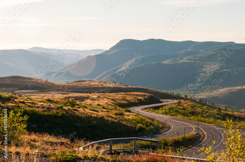 фотографія Empty road in hills.