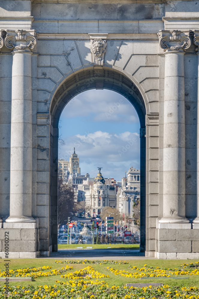 Obraz premium The Alcala Gate in Madrid, Spain.