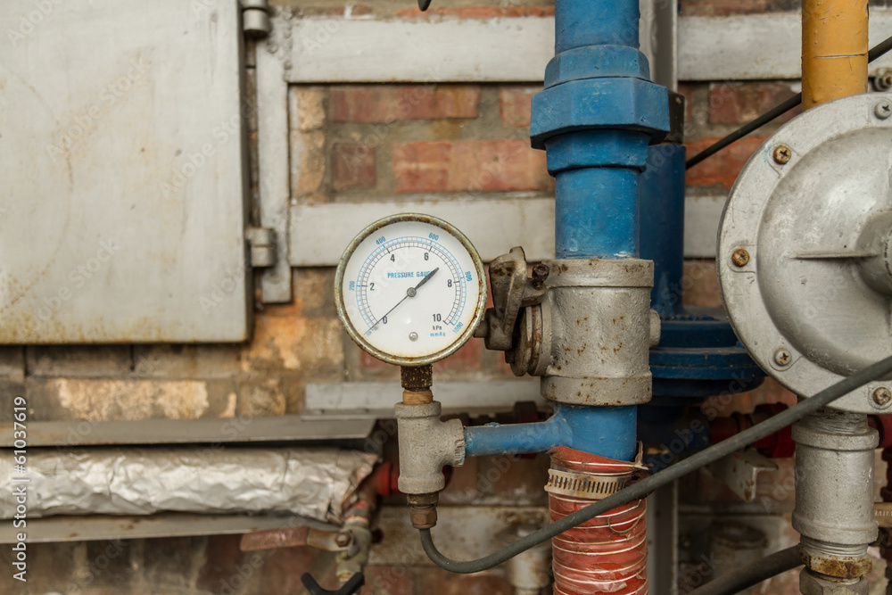 Pressure Gauge connected to Pipes Pressure Gauge connected to Pipes