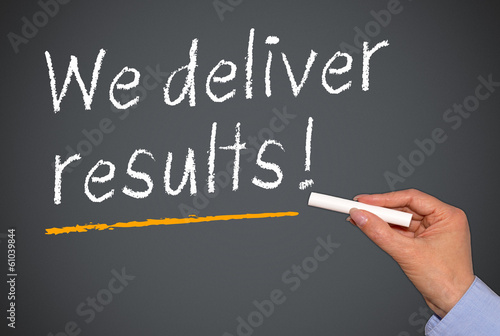 Принти на полотні We deliver results !