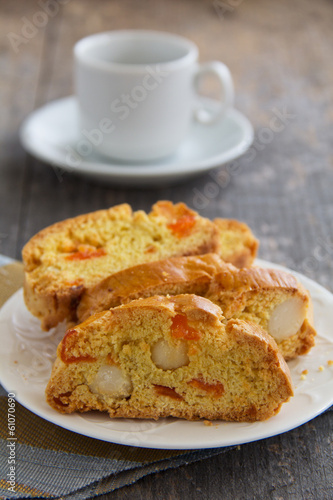 Fragrant biscotti with orange and macadamia nuts.