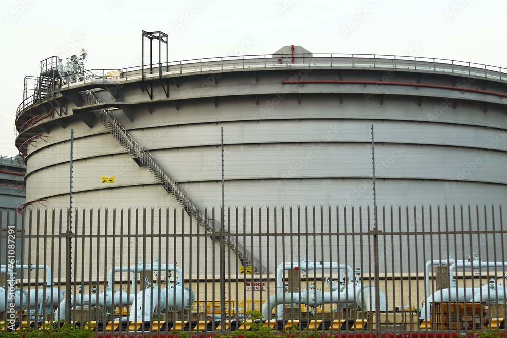gas tanks in the industrial estate, suspension energy for transp