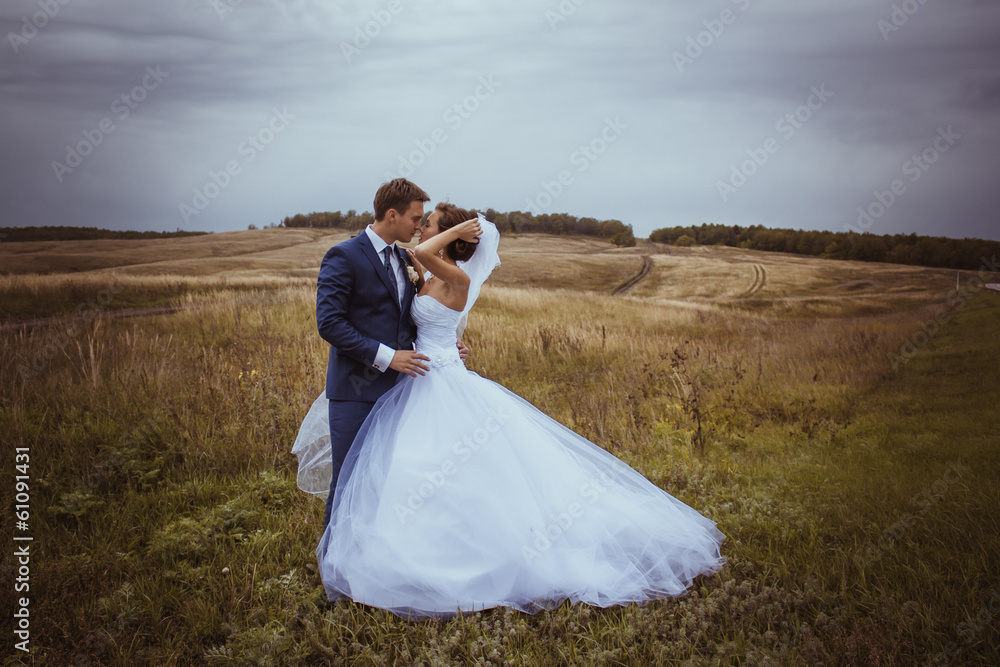 Bride and groom wedding portraits in nature