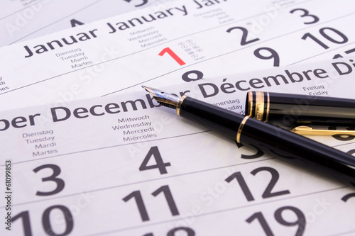 Kalender mit Füller