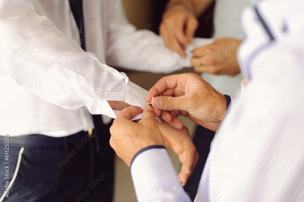 Pinning Cuff Links Pinning Cuff Links